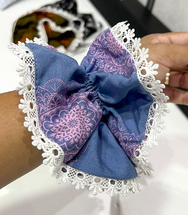 4405- Scrunchies- Head Band