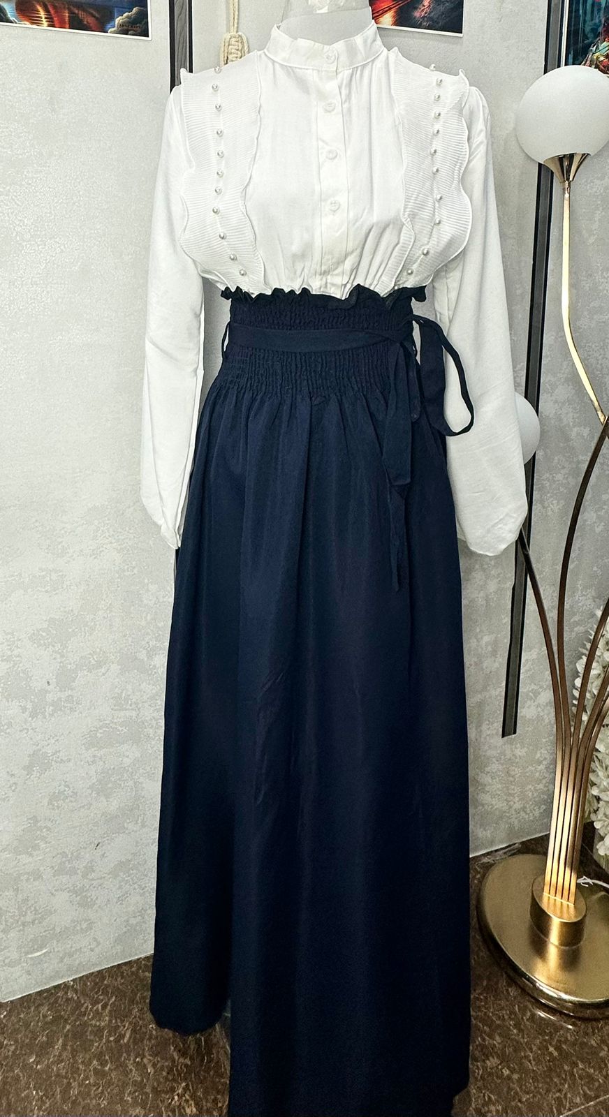 1034-Elegant Long Dress with Ruffle Detail & High Waist Design