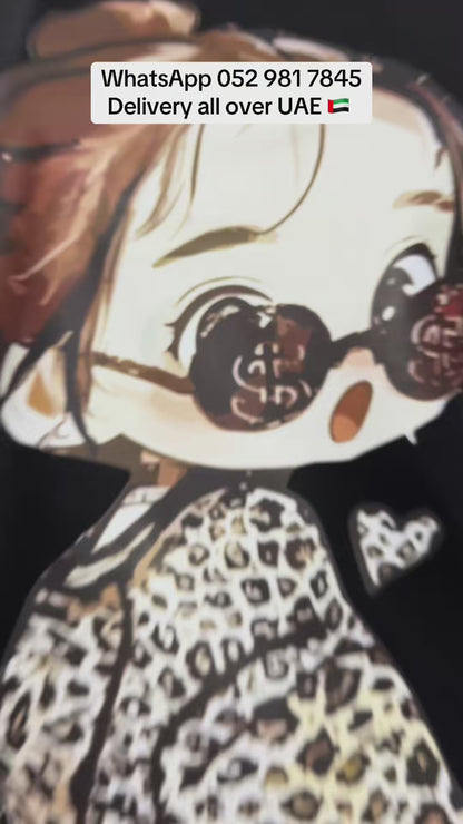 J25-Oversized Unisex Organic Cotton T-Shirt – Cartoon Girl in Leopard Print