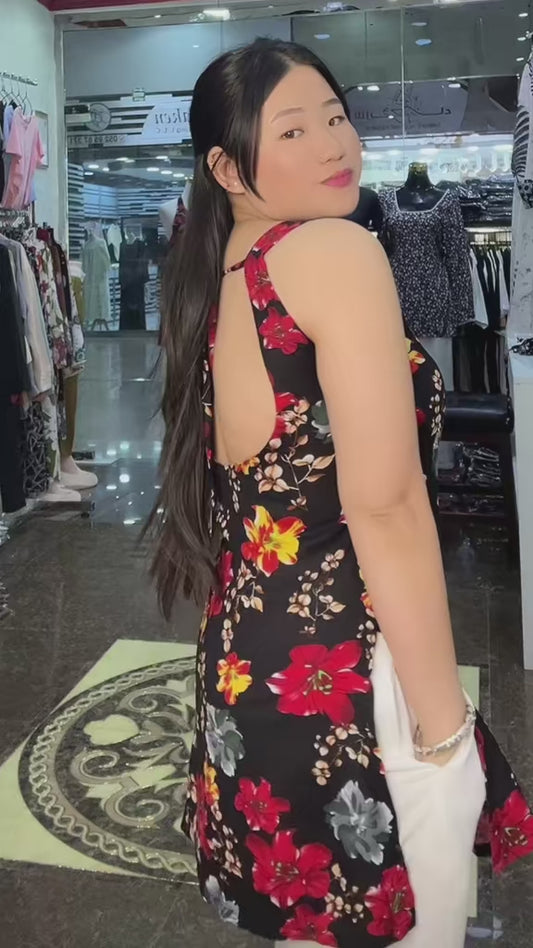 4318- Red Floral Print Kurthi Tops - Back Open Kurthi