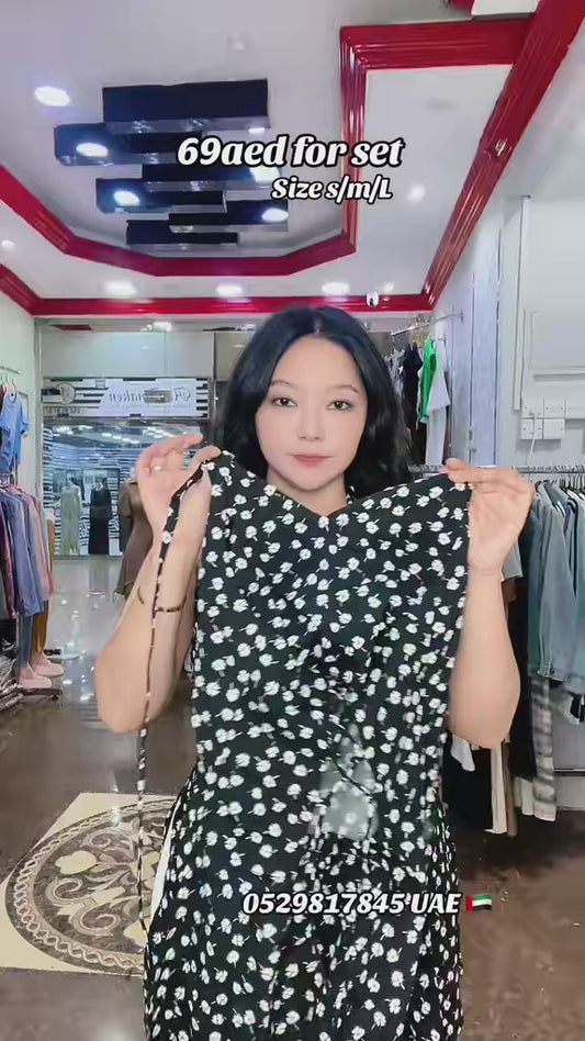 4302-  Padded Kurti Tops & Trouser for Ladies (small Flower)